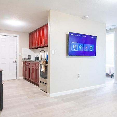 University Serenity Suites Tampa Eksteriør bilde