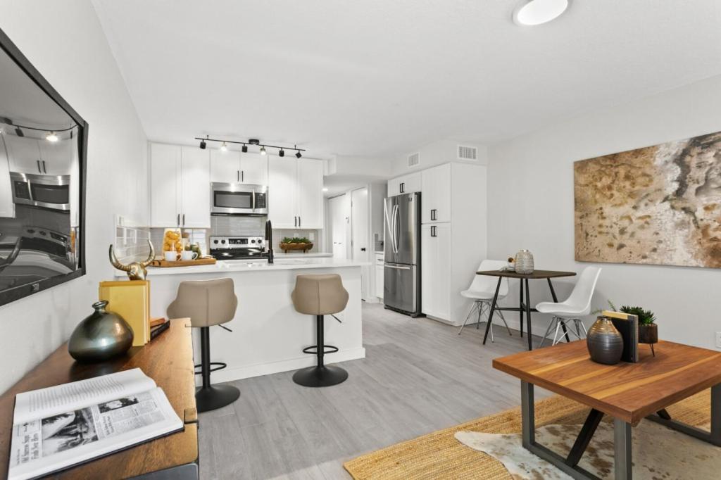 University Serenity Suites Tampa Eksteriør bilde