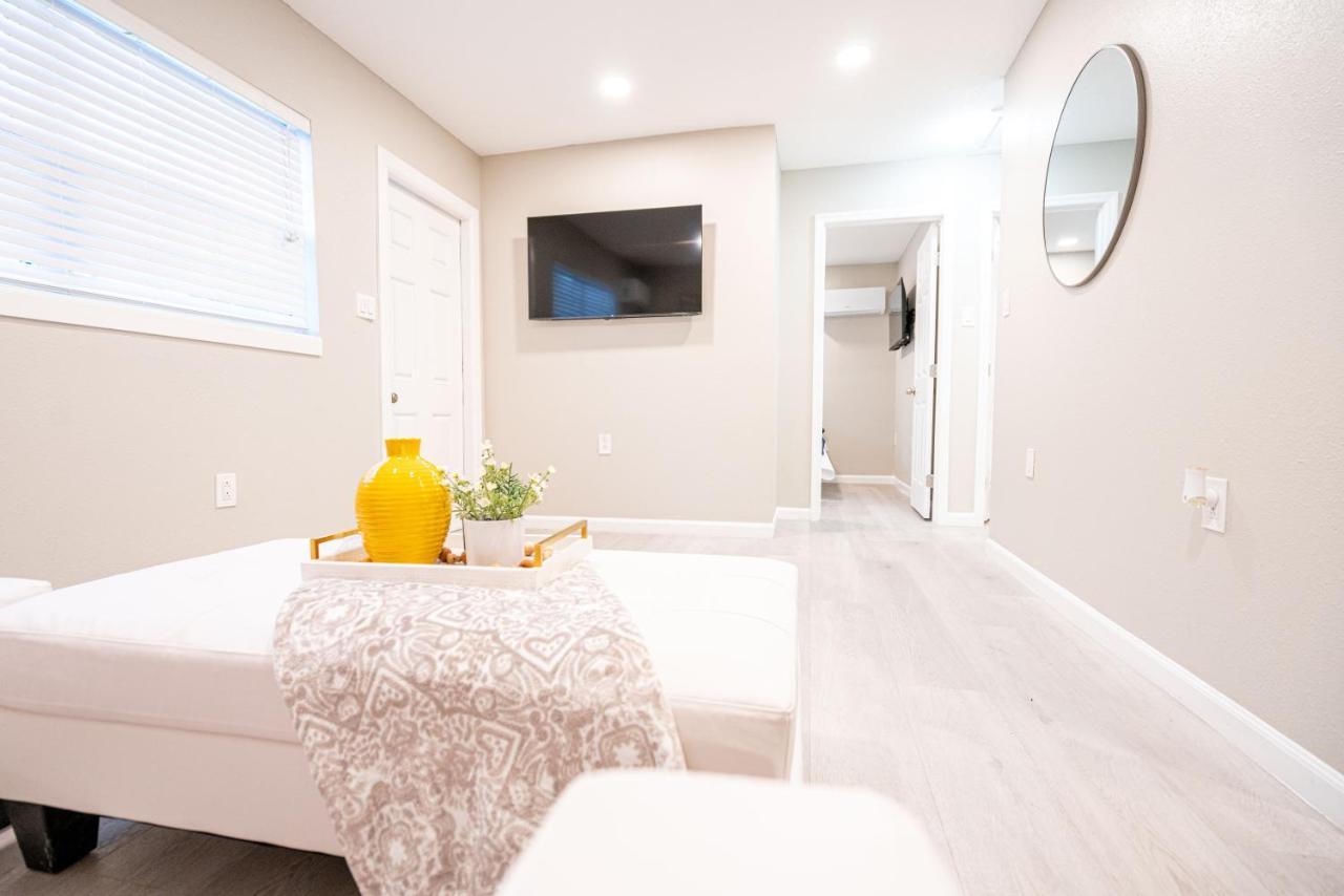 University Serenity Suites Tampa Eksteriør bilde